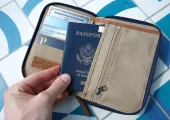 بهترین کیف پاسپورتی؛ نکات خرید و انتخاب هوشمندانه