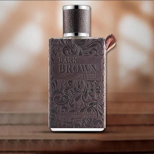 بوتیل عطر مردانه با طراحی مدرن و ترکیبات پودری