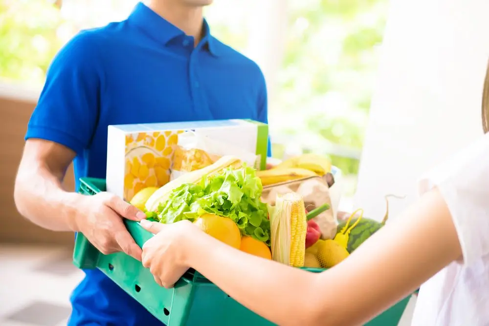 تنوع غذاهای ارائه شده در سرویس غذاخوری