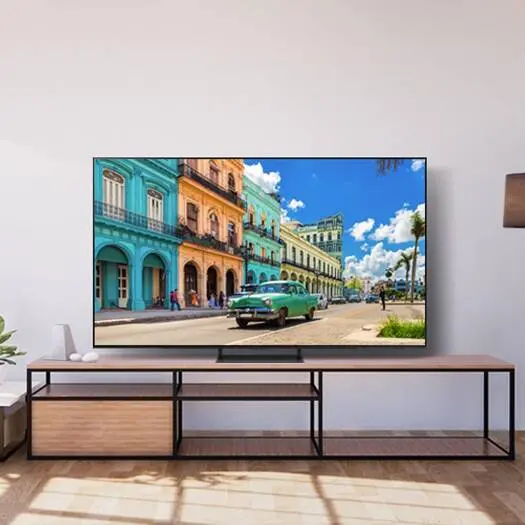 نمونه تلویزیونهای مختلف با پنلهای OLED، QLED و LED