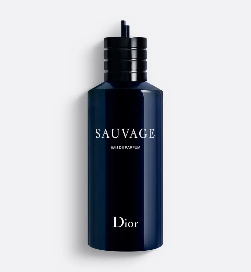 بوتیل عطر مردانه با ترکیبات چوبی و ظاهری کلاسیک