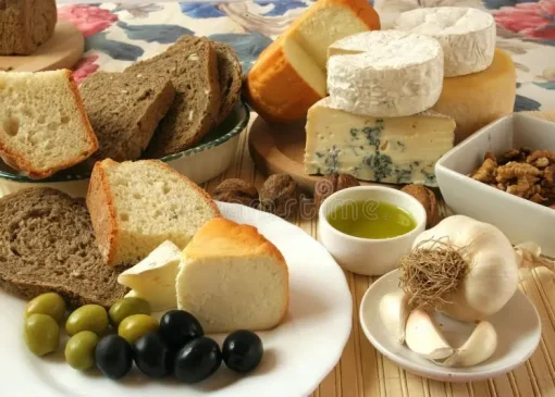 مقایسه گزینه‌های پنیر صبحانه؛ چطور بهترین انتخاب را داشته باشیم؟