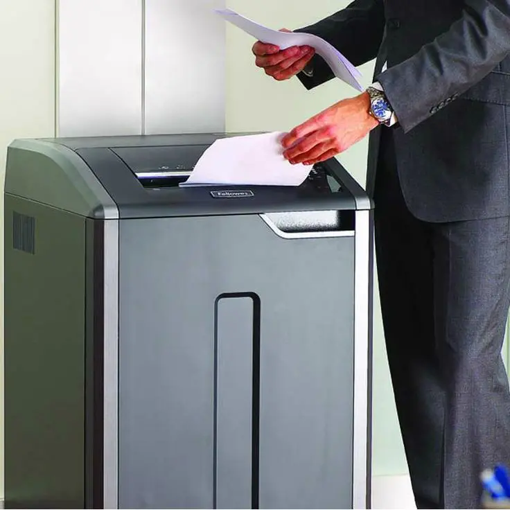 انتخاب کاغذ خردکن اداری؛ مزایا، نکات و اشتباهات رایج