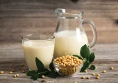 راهنمای انتخاب شیر گیاهی؛ نکات مهمی که باید بدانید