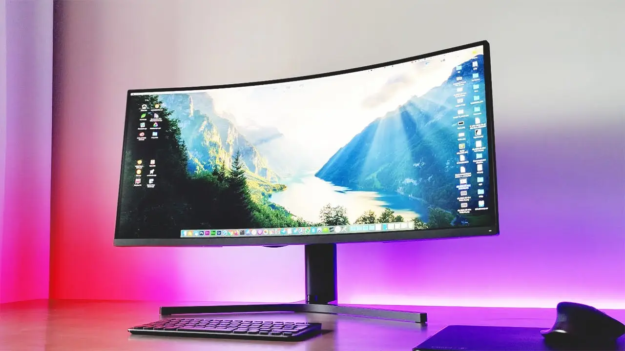 پورتهای ورودی مانیتور شامل DisplayPort، HDMI و USB-C