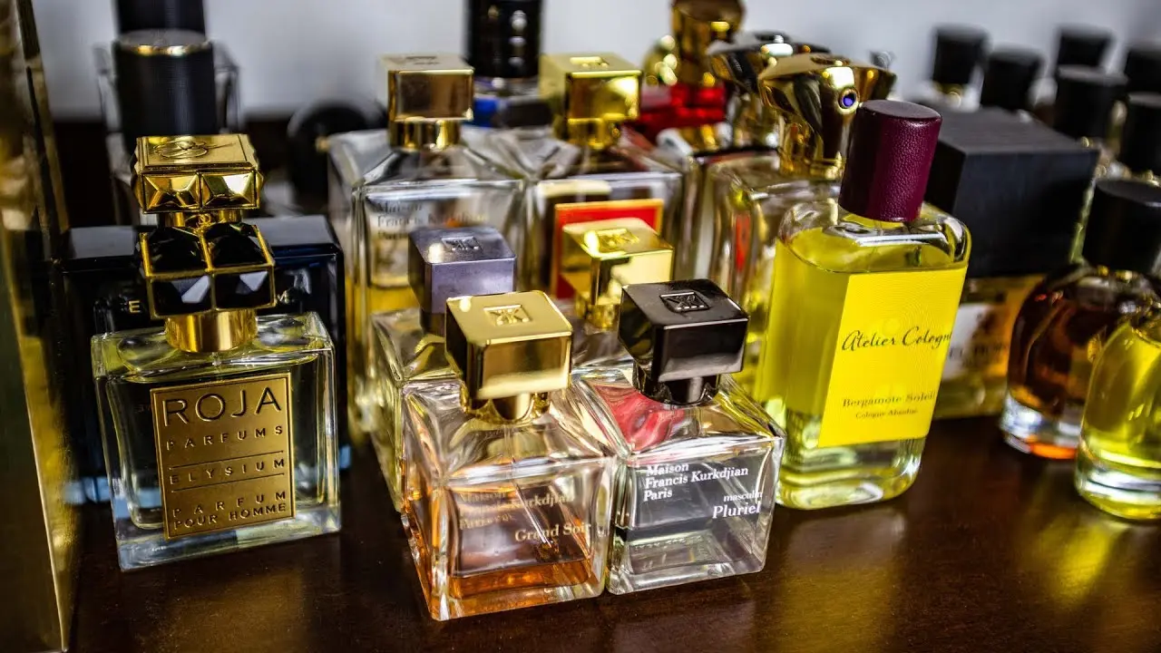 عطرهای زنانه با بستهبندیهای مختلف